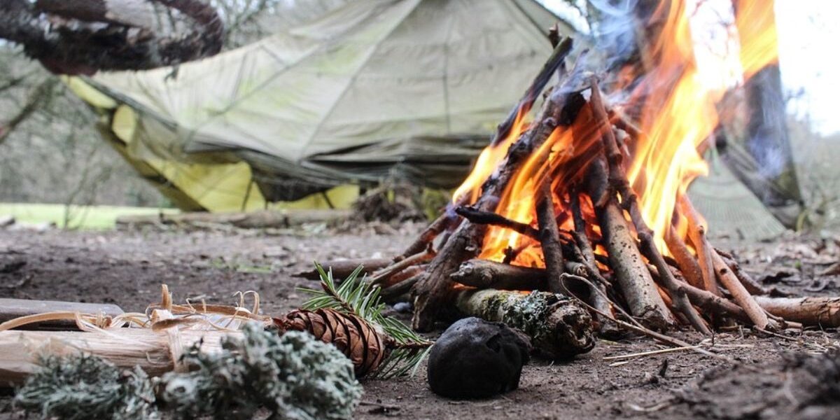 How To Keep Bugs Away While Camping-a-campfire