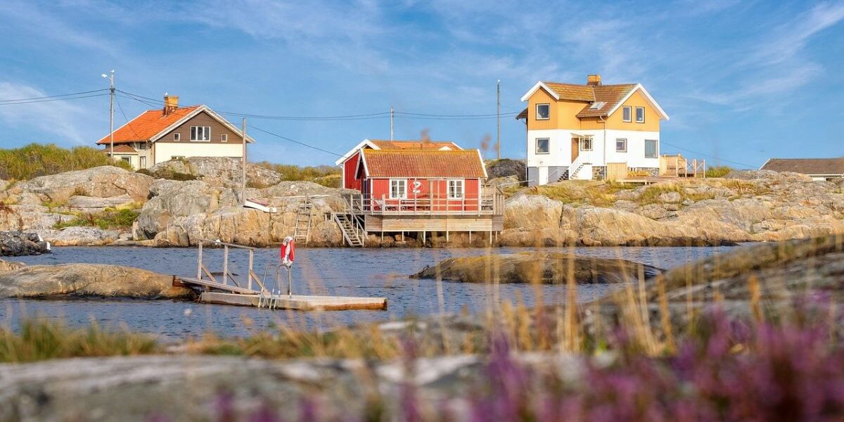 How To Prepare Coastal Property For Hurricane-coastal-homes