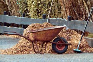 How To Pest Proof Raised Beds For Fall-mulch How To Pest Proof Raised Beds For Fall-mulch